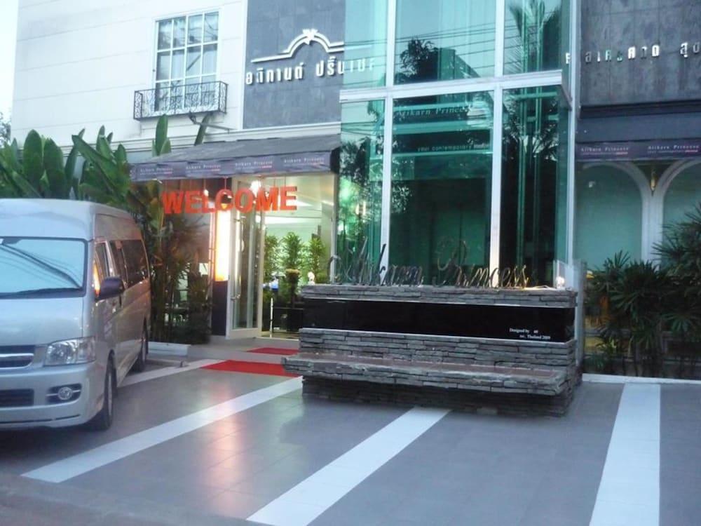 Atikarn Princess Hotel&Resort Udon Thani Exterior foto